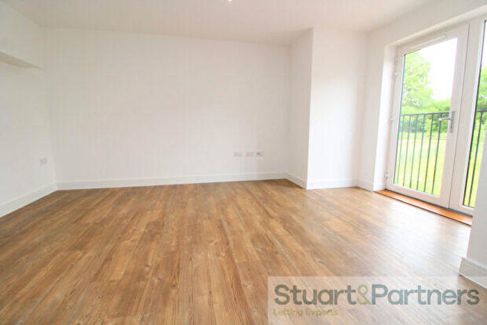 2 Bedroom Apartment To Rent In Blackberry Drive, Lindfield, RH16