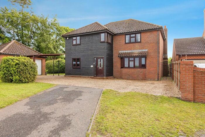 5 Bedroom Detached House For Sale In Tuttles Lane West, Wymondham, Norfolk, NR18