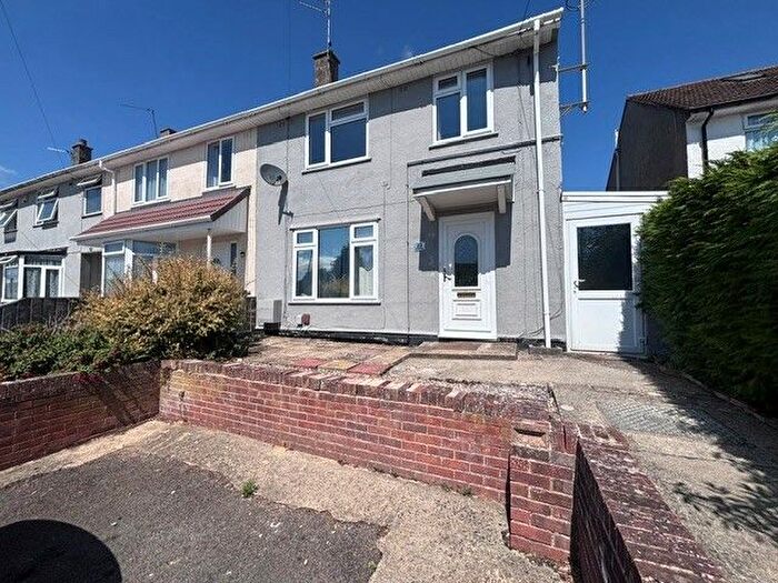3 Bedroom Property To Rent In Elborough Road, Swindon, SN2