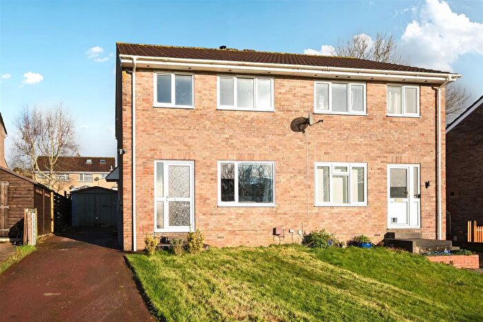 3 Bedroom Semi-Detached House For Sale In Julian Road, Ivybridge, PL21