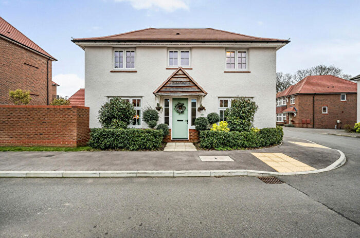 3 Bedroom Detached House For Sale In Carol Grove, Arborfield Green, Reading, Berkshire, RG2