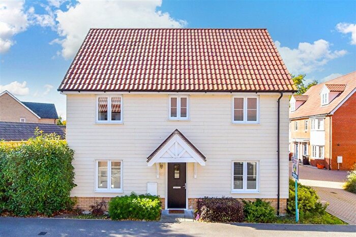 3 Bedroom Detached House For Sale In Braeburn Way, Basildon, Essex, SS14