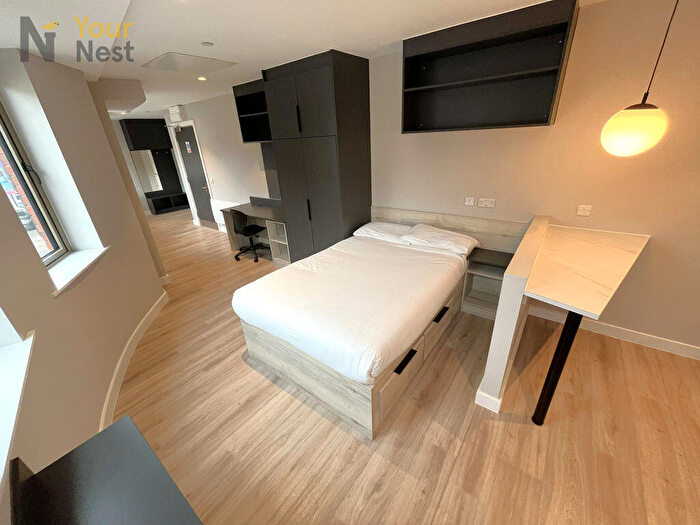 Studio To Rent In Premium Studio Midfloor, Briggate Studios, Leeds, LS1