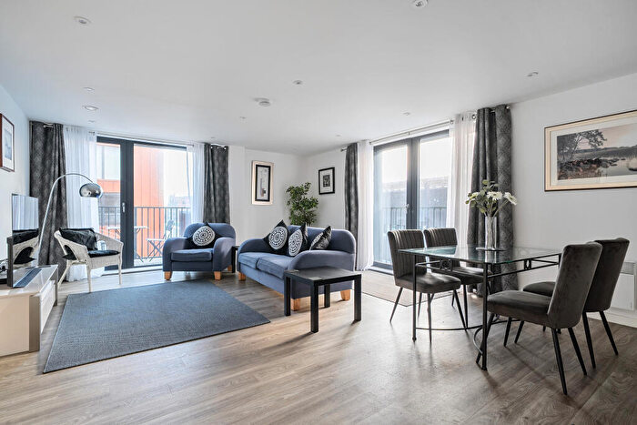 2 Bedroom Apartment To Rent In Maltby, Robinson Way, CH1