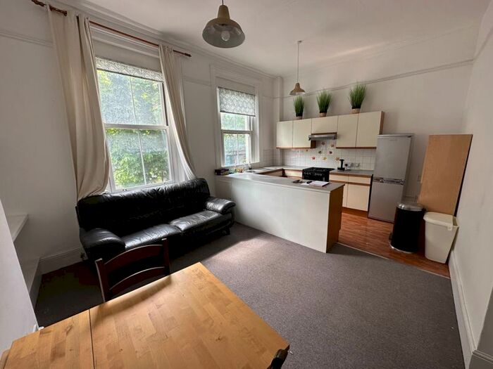 1 Bedroom Flat To Rent In Notting Hill Gate, London, W11