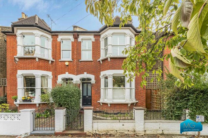 4 Bedroom Terraced House To Rent In Leicester Road, East Finchley, London, N2