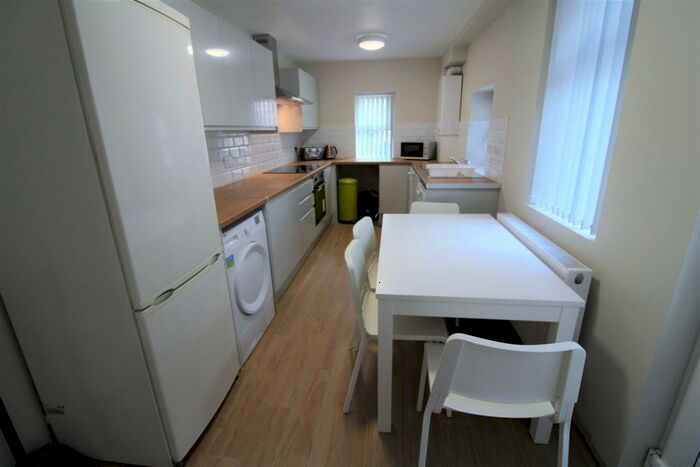 6 Bedroom Private Hall To Rent In Bowerham Road, Lancaster, LA1