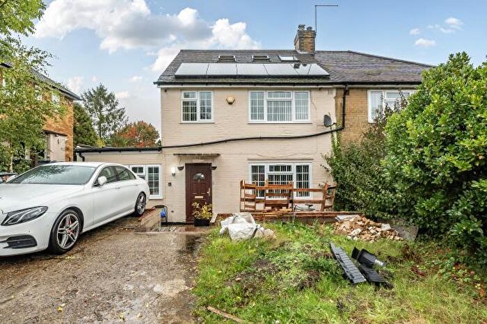 5 Bedroom Semi-Detached House For Sale In Bookerhill Road, High Wycombe, HP12