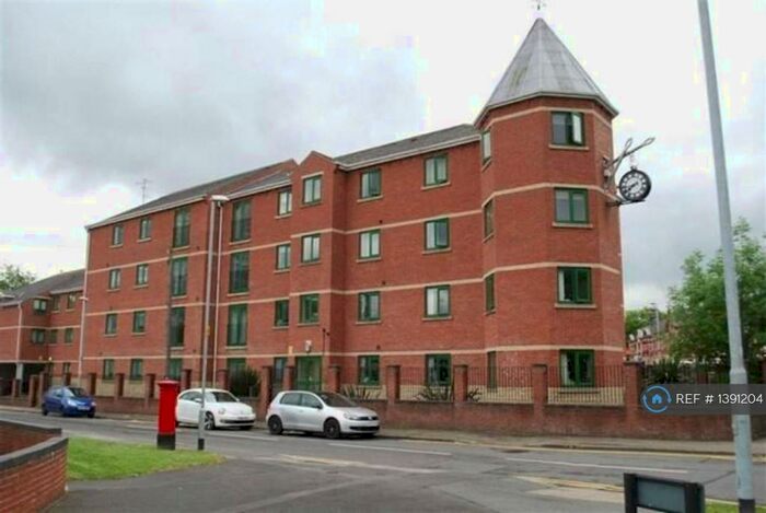 2 Bedroom Flat To Rent In Admiral Street, Leeds, LS11