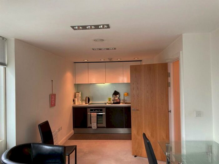 1 Bedroom Apartment To Rent In Kenyons Steps, Liverpool, L1