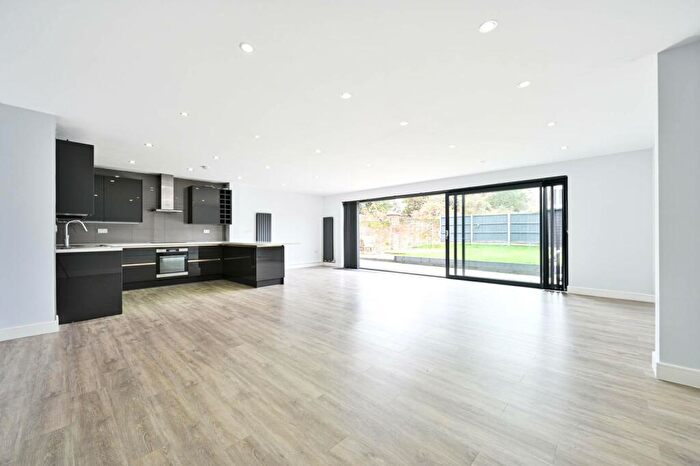 3 Bedroom Bungalow To Rent In Send, Woking, Send, Woking, GU23