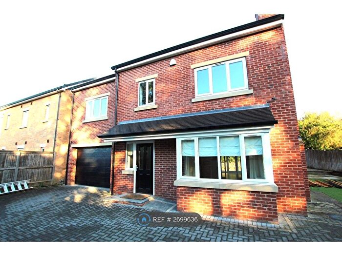 5 Bedroom Detached House To Rent In Johnson Lane, Ecclesfield, Sheffield, S35