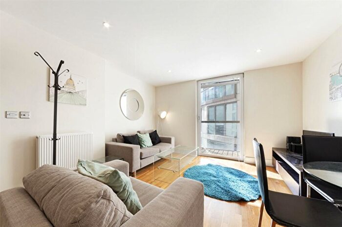 1 Bedroom Apartment To Rent In Millharbour, London, E14