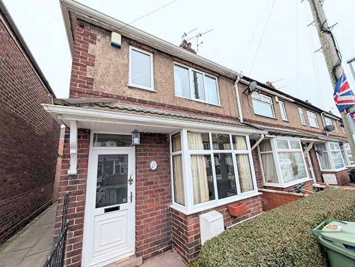 3 Bedroom End Terrace House For Sale In Spring Bank, Grimsby, DN34