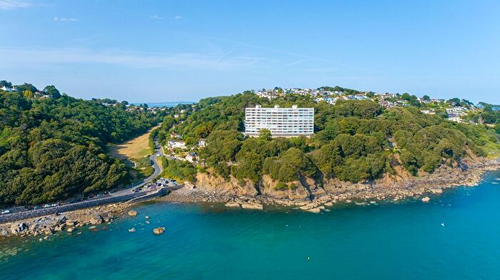 3 Bedroom Flat To Rent In Kilmorie, Ilsham Marine Drive, TQ1