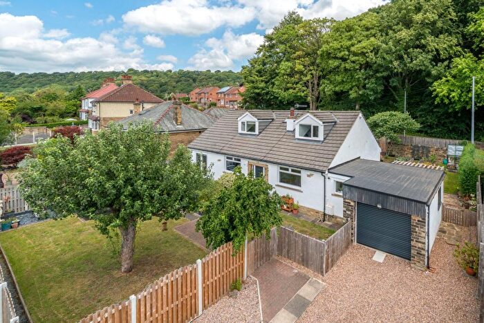 4 Bedroom Bungalow For Sale In Coach Road, Baildon, Shipley, BD17