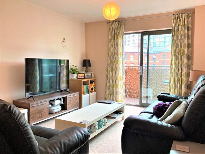 2 Bedroom Apartment For Sale In Barnfield House, Salford Approach, Salford, M3