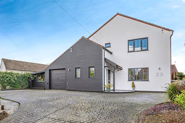 3 Bedroom Detached House For Sale In High Street, Marsham, Norwich, NR10