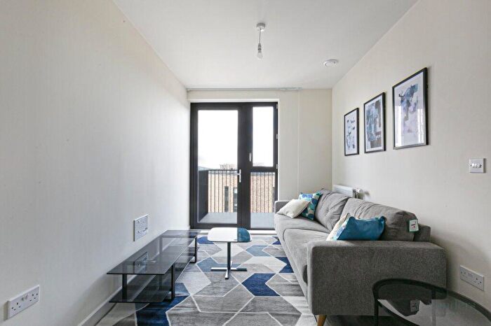 1 Bedroom Flat To Rent In North End Road, Wembley, London, HA9