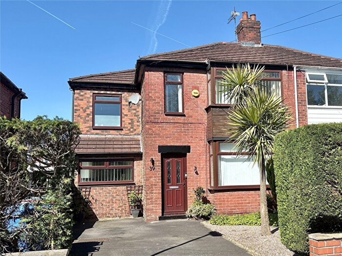 3 Bedroom Semi Detached House For Sale In St. Margarets Road, New Moston, Manchester, M40