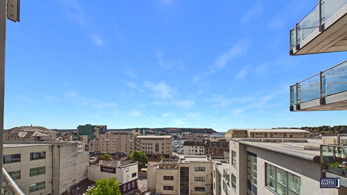 2 Bedroom Flat For Sale In Exeter Street, Plymouth, PL4
