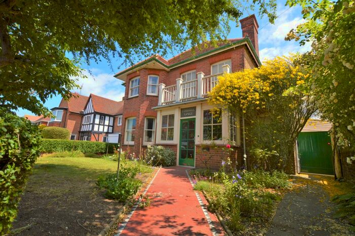 3 Bedroom Detached House To Rent In Margate, CT9