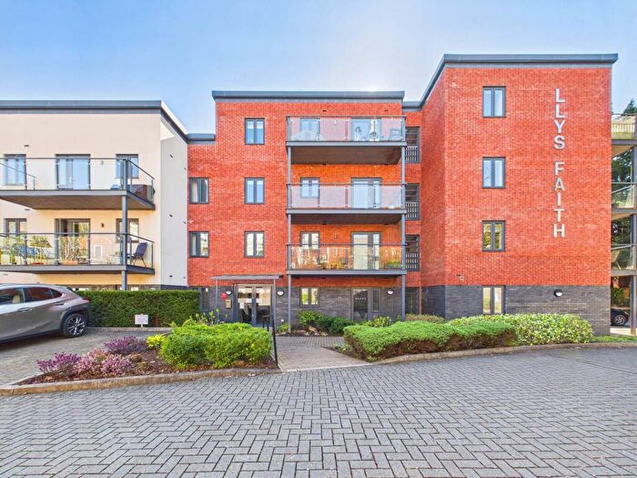 1 Bedroom Flat For Sale In Llys Faith, Ilex Close, Cardiff, CF14