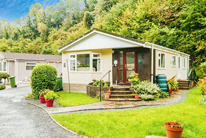 2 Bedroom Property For Sale In Bostal Road, Steyning, West Sussex, BN44