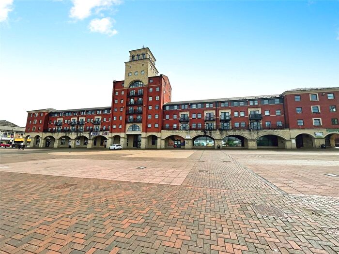 2 Bedroom Flat To Rent In Market Square, Wolverhampton, West Midlands, WV3