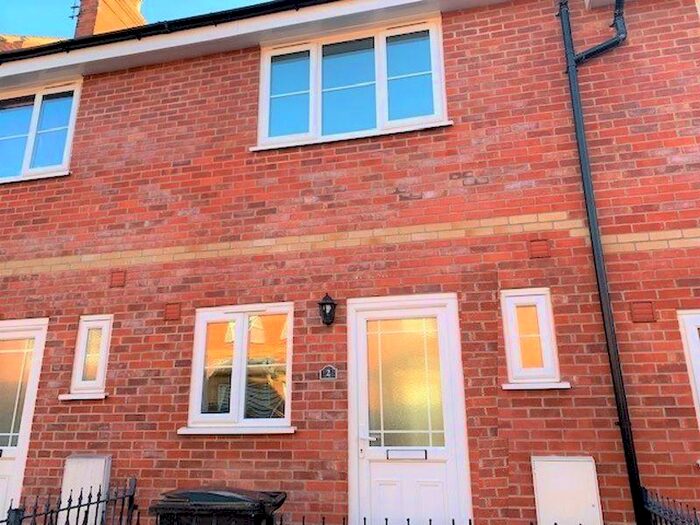 2 Bedroom Terraced House To Rent In Yeovil, BA20