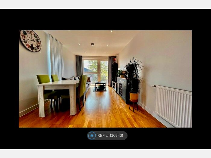 2 Bedroom Flat To Rent In Manor Lane, Feltham, TW13