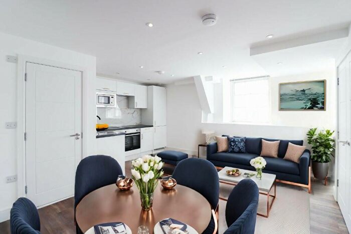 2 Bedroom Apartment To Rent In Sheep Street, Northampton, Northamptonshire, NN1