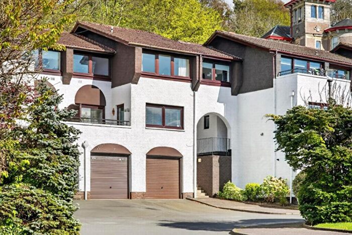 2 Bedroom Flat For Sale In Springfield Gardens, Largs, KA30