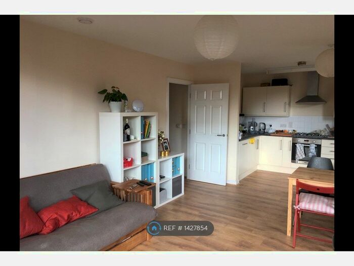 1 Bedroom Flat To Rent In Collent Street, London, E9