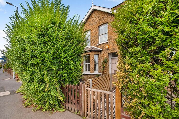 2 Bedroom Semi-Detached House To Rent In Beverley Cottages, Putney Vale, SW15