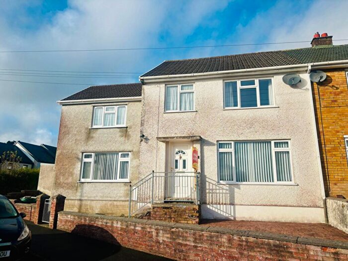 4 Bedroom Semi Detached House For Sale In Bryn Yr Eglwys, Lampeter, SA48