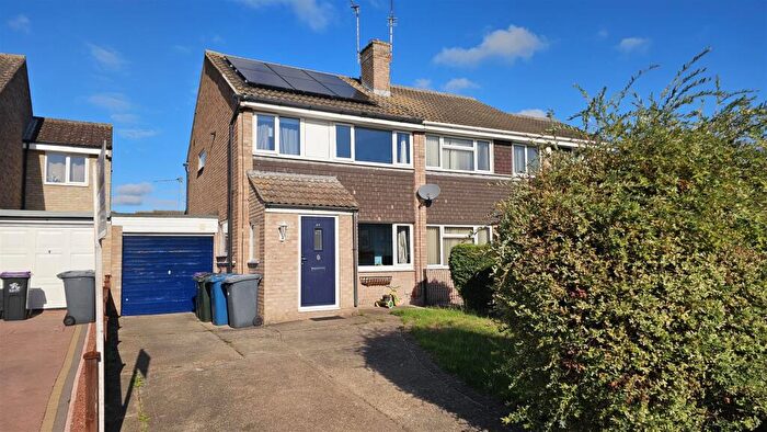 3 Bedroom Semi-Detached House For Sale In Kendal Road, Cropwell Bishop, Nottingham, NG12