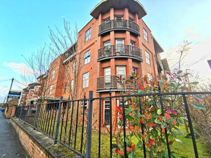 2 Bedroom Apartment To Rent In Didsbury Plaza, Central Road, M20