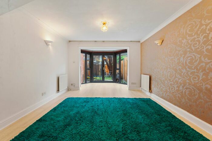 3 Bedroom Terraced House To Rent In Henfield Road, London, SW19