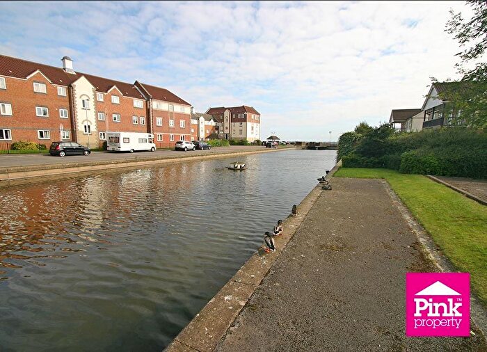 2 Bedroom Flat To Rent In Ha'penny Bridge Way, Hull, HU9