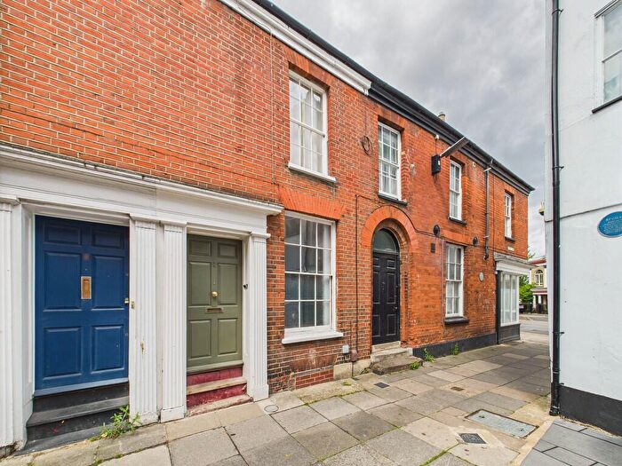 3 Bedroom Terraced House For Sale In Rigbys Court, Norwich, NR2