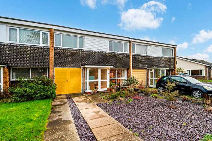 4 Bedroom Terraced House For Sale In Maisemore Gardens, Emsworth, PO10