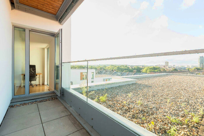 1 Bedroom Apartment To Rent In Highbury Stadium Square, London, N5