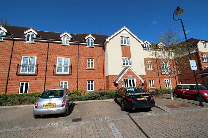 2 Bedroom Flat To Rent In Peppermint Road, Hitchin, Hertfordshire, SG5