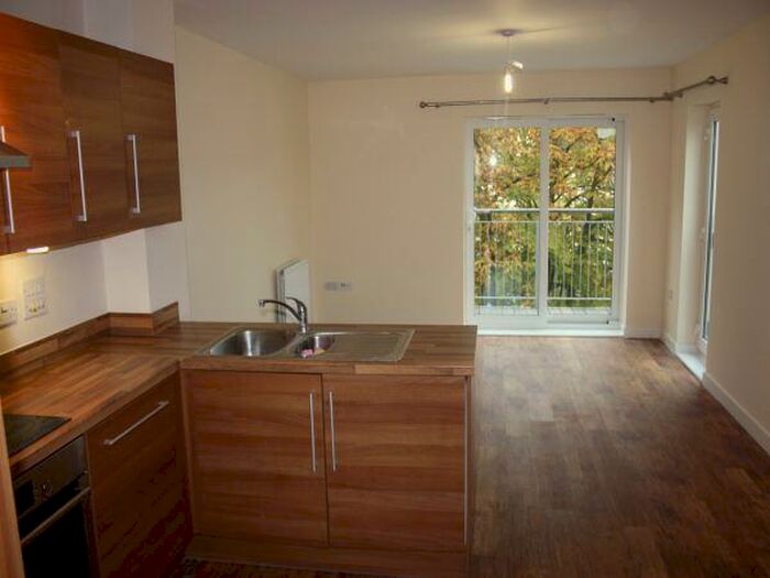 3 Bedroom Flat To Rent In Fortune Avenue, Edgware, HA8