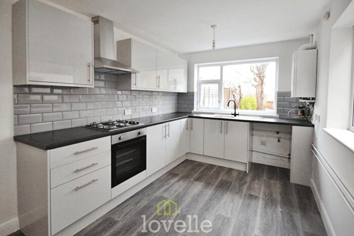 3 Bedroom Terraced House For Sale In Poplar Road, Cleethorpes, DN35