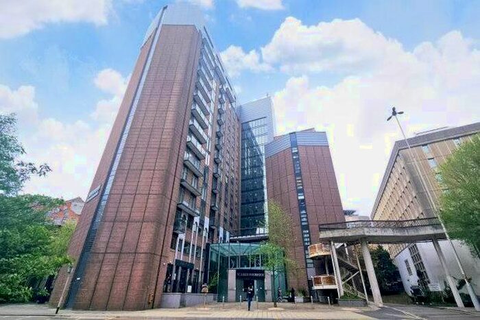 2 Bedroom Flat To Rent In Lewins Mead, Bristol, BS1