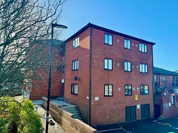 1 Bedroom Flat To Rent In Village Place, Bitterne Road, Southampton, SO18