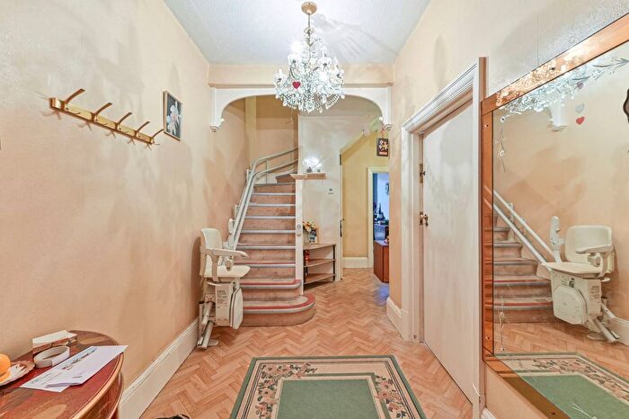 4 Bedroom Semi-detached House For Sale In Craignish Avenue, Norbury, London, SW16