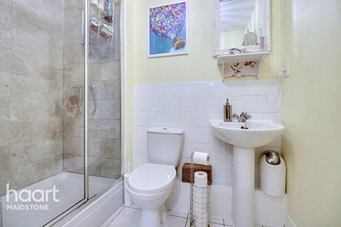 1 Bedroom Apartment For Sale In Sandling Park, Maidstone, ME14